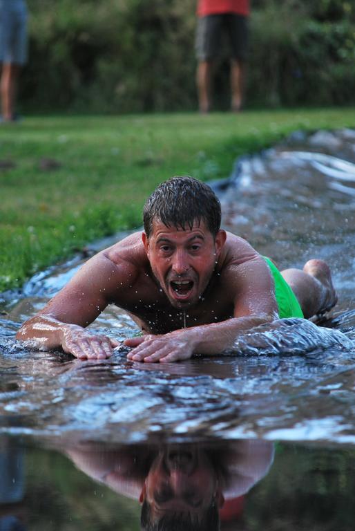 Camping Les Tournesols Sille-le-Guillaume Bagian luar foto