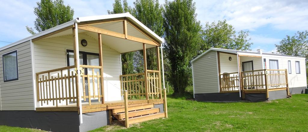 Camping Les Tournesols Sille-le-Guillaume Bagian luar foto