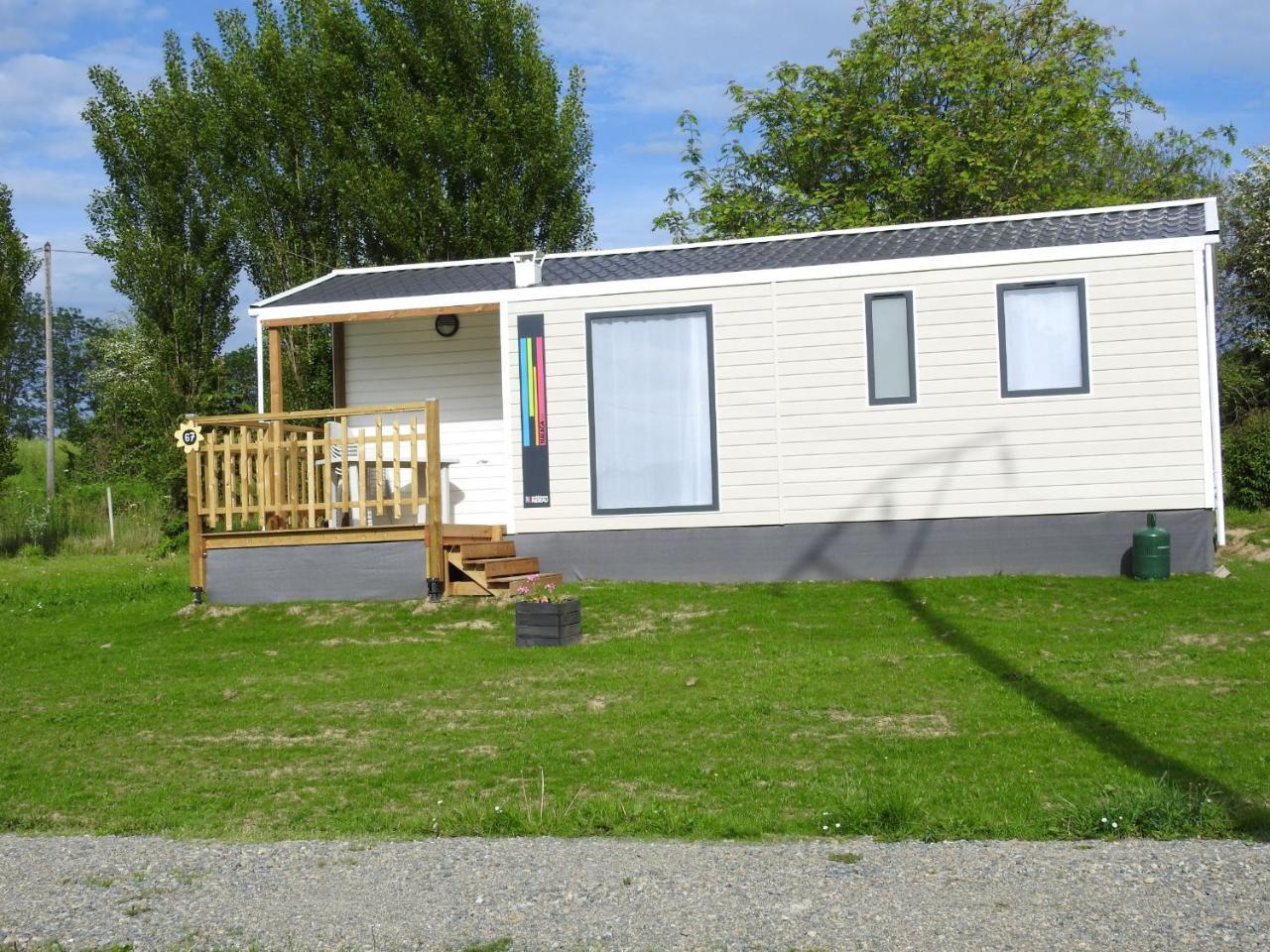Camping Les Tournesols Sille-le-Guillaume Bagian luar foto