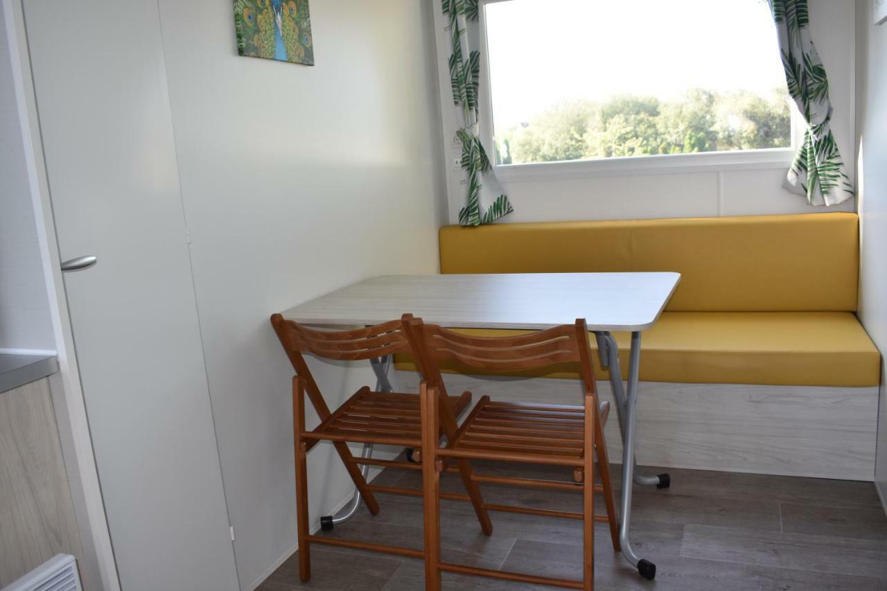 Camping Les Tournesols Sille-le-Guillaume Bagian luar foto