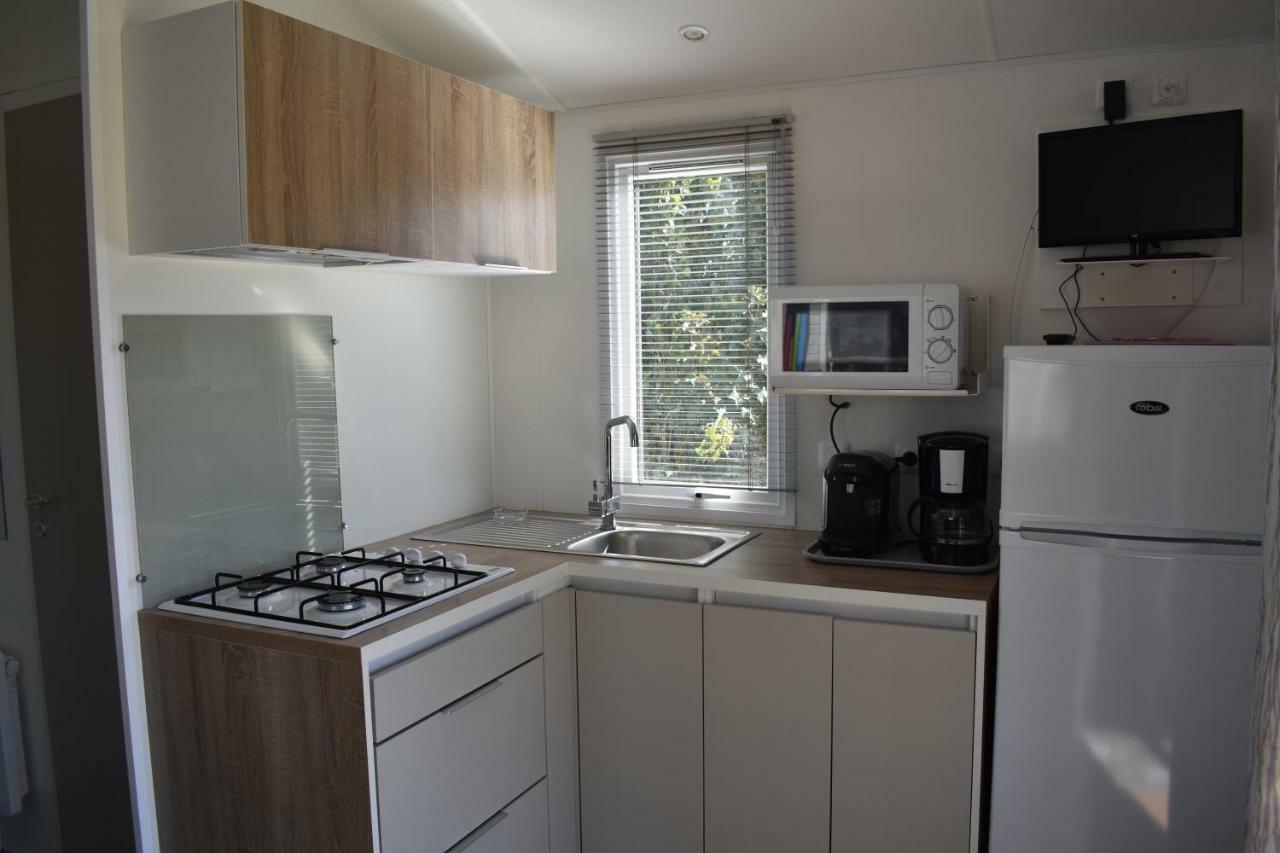 Camping Les Tournesols Sille-le-Guillaume Bagian luar foto